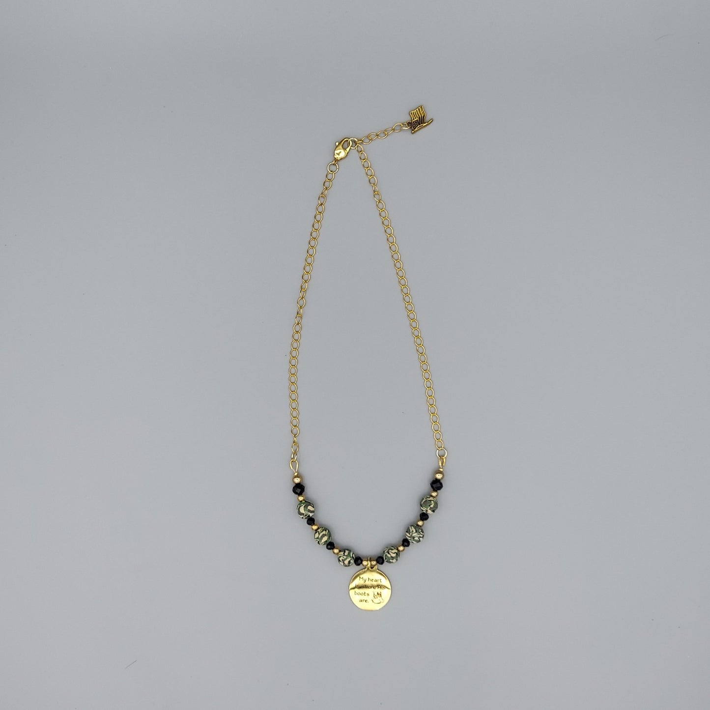 Heart & Boots Necklace Gold